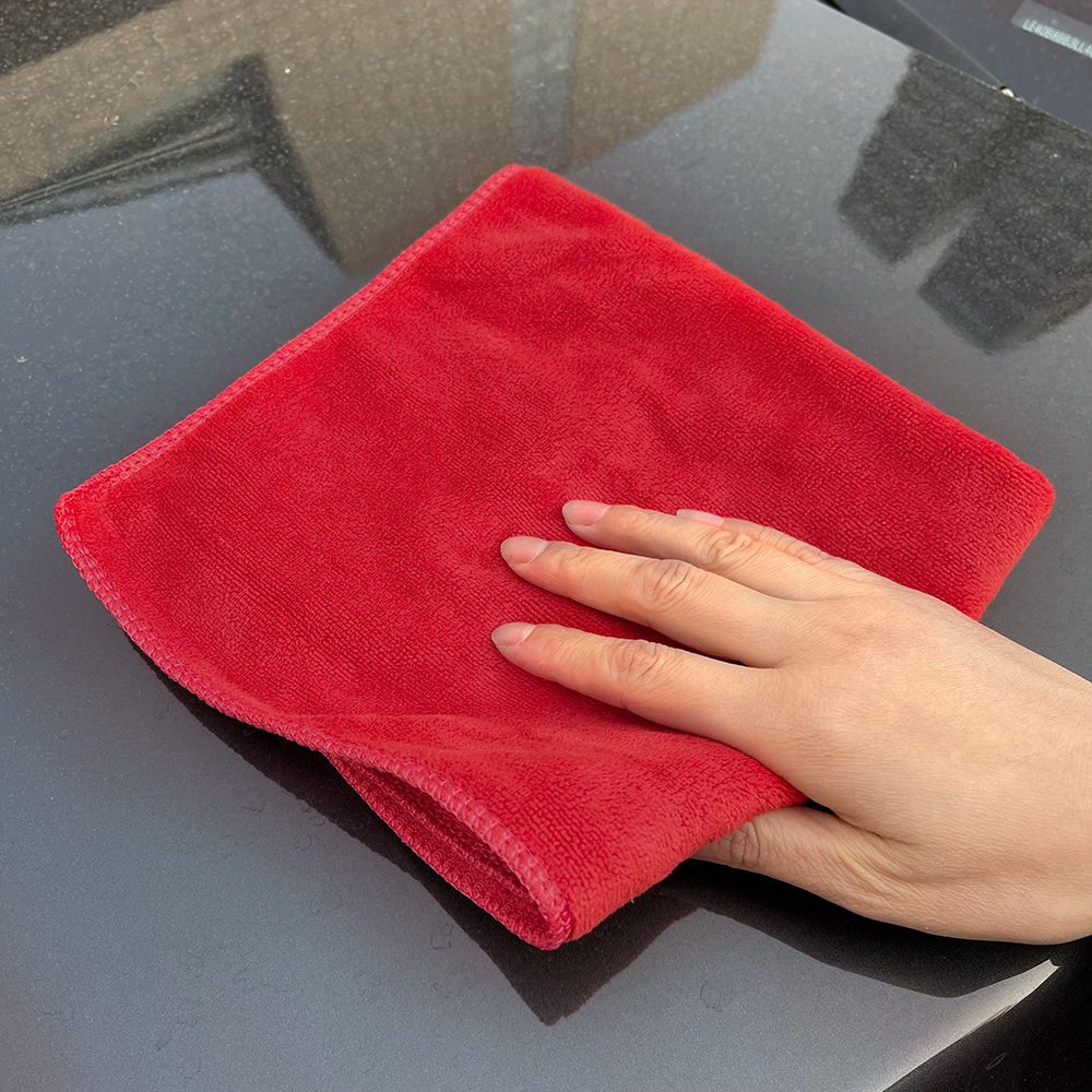 Versatile and Durable Tricot Microfiber Towel (1)